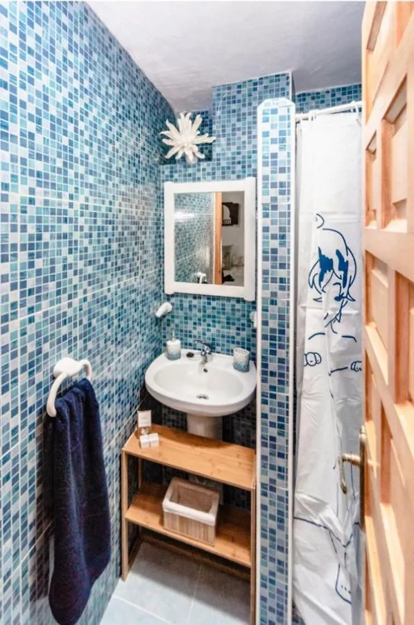 La Casita Del Arbol Blanco Apartment Bubion